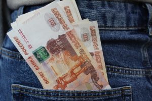 Жительница Тушны задолжала 75 тысяч рублей на содержание маленькой дочери